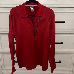 Patagonia R2 Polartec 1/4 zip pullover like NEW!